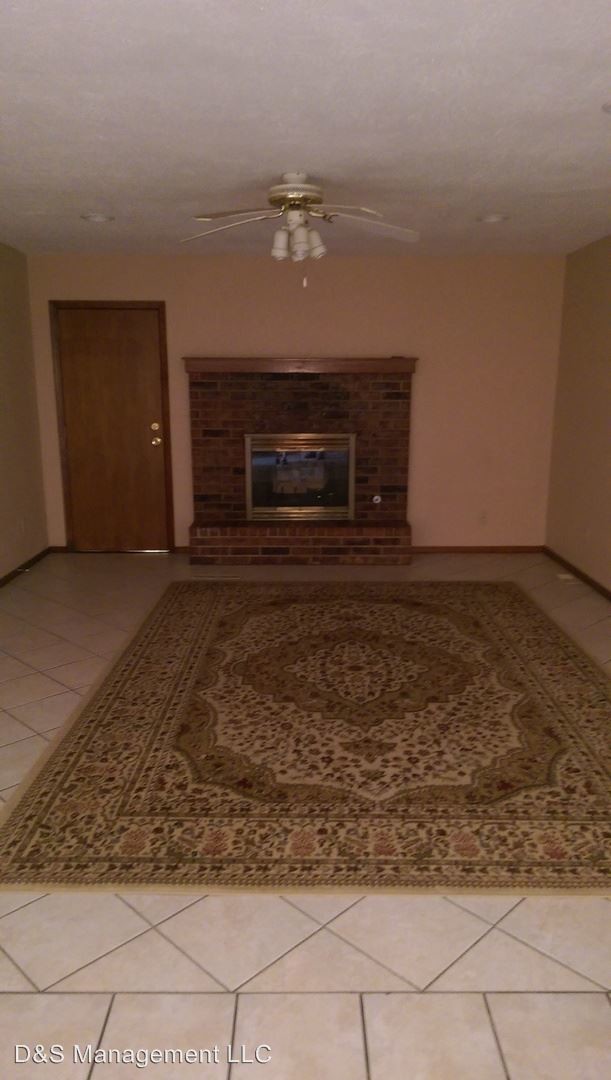 Building Photo - 3 br, 2 bath House - 3207 Lois Arline Circle
