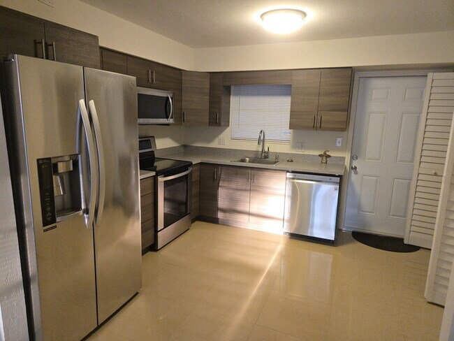 Foto del edificio - 1231 SW 61st Terrace