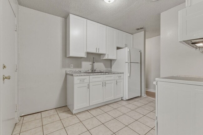 Foto del edificio - 1427 Connecticut St