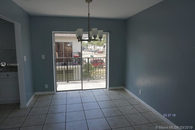 Foto del edificio - 5200 NW 18th St