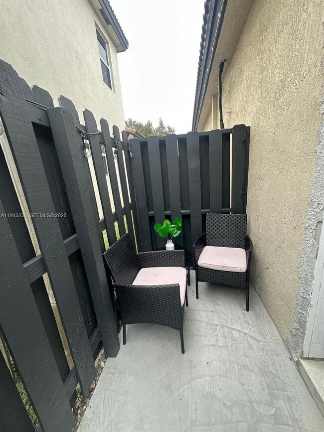 Foto del edificio - 11879 SW 253rd Terrace