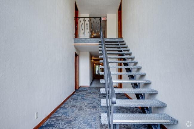 Entrance Lobby - 1215 S Dewey St