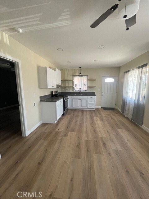 Foto principal - 9716 Kimberly Ave