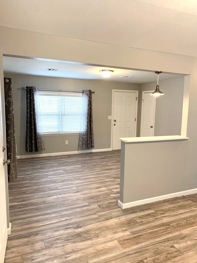 Foto del edificio - Charming Two Bedroom Downtown Springdale -