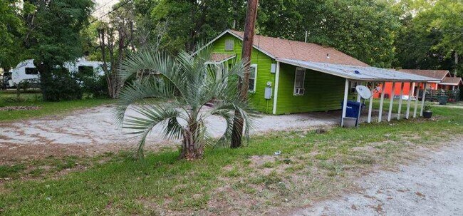 Foto del edificio - 219 University Ave