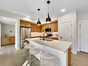 Building Photo - Domaine at Napa Junction