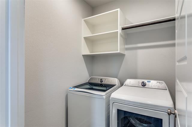 Foto del edificio - 2121 Eastus Ln