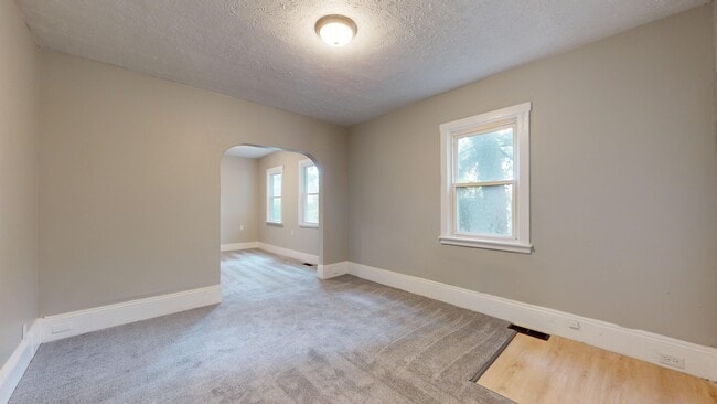 Building Photo - 2967 W 38th St