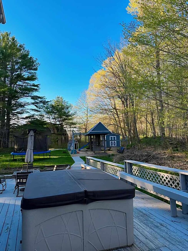 Building Photo - Maine Luxury Home on the Sea