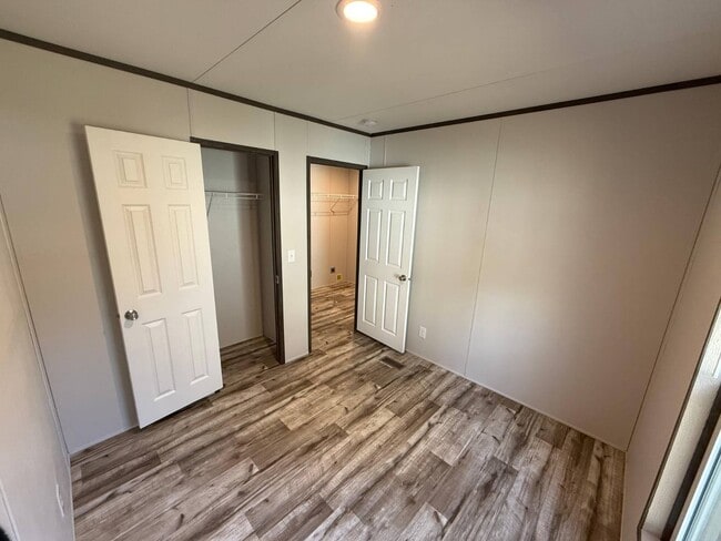 Building Photo - 2881 TX-110