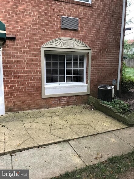 Photo - 610 Main St Apartment