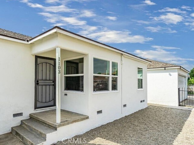 Primary Photo - 1103 S Acacia Ave