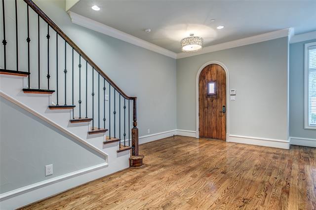 Foto del edificio - 3336 Rosedale Ave