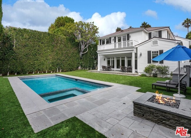 Building Photo - 522 21st St