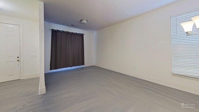 Building Photo - 4 bedroom / 3.5 bath home in Ravenel, SC