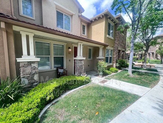 Foto del edificio - 30505 Canyon Hills Rd