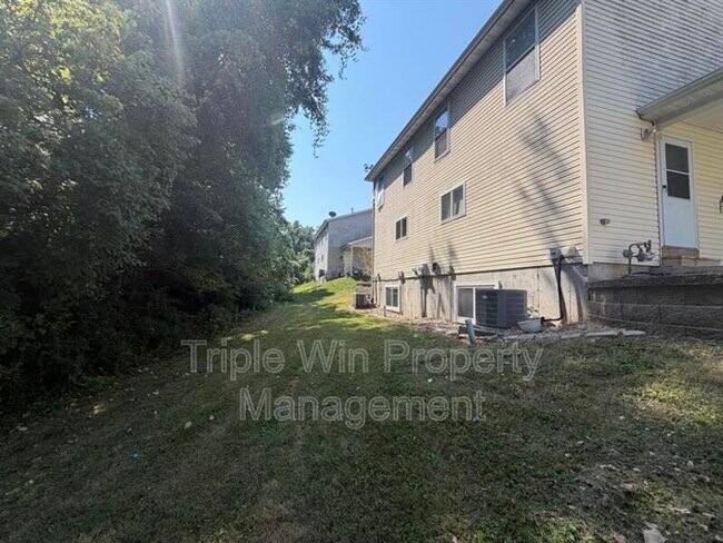 Foto del edificio - 226 Diekamp Ln