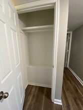 Building Photo - Arlington Apartments