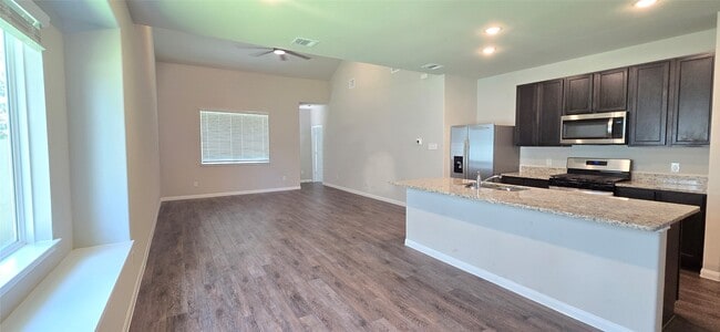 Foto del edificio - 13833 Diamondback Dr
