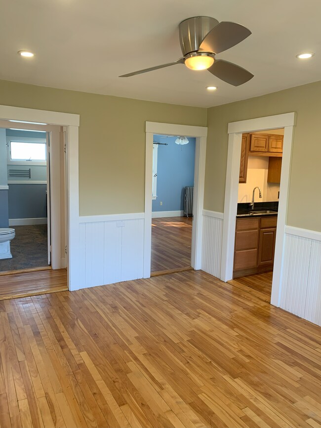 Dining Room - 14 Schley St