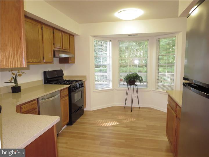 Primary Photo - 110 Biscayne Ct