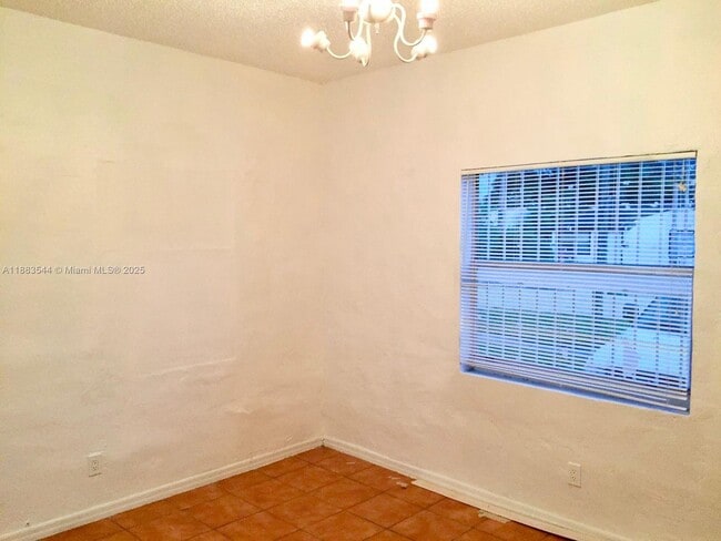 Foto del edificio - 1245 NW 45th St