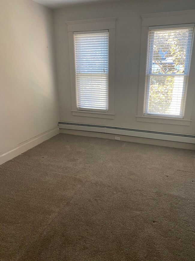 Building Photo - 144 Claremont Ave