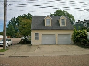 Building Photo - 505 5th St