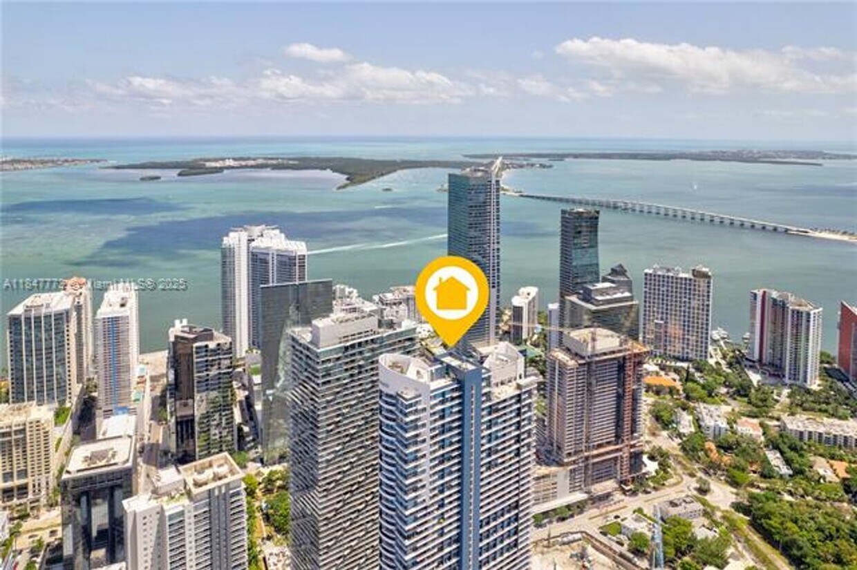 Foto principal - 60 SW 13th St