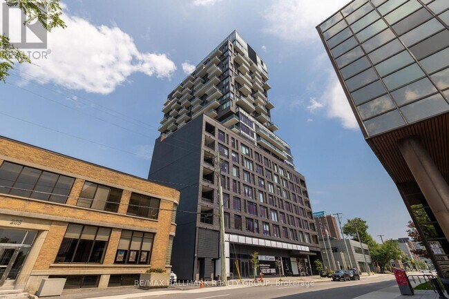 Building Photo - 203 Catherine St