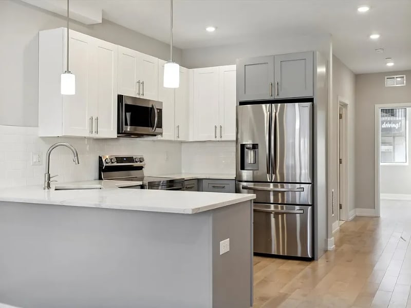 Foto principal - 2011 N Randolph St