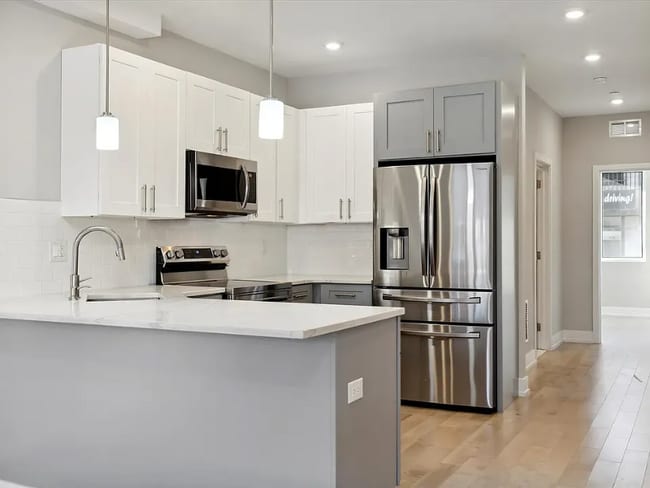 Photo - 2011 N Randolph St Apartment