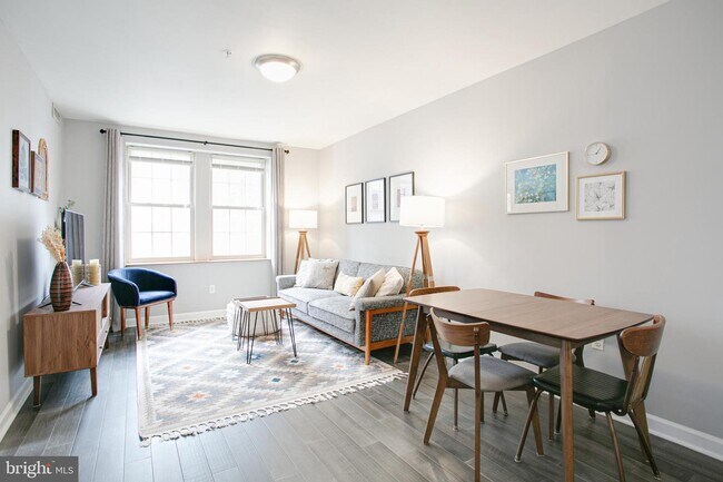 Foto del edificio - 1417 Newton St NW