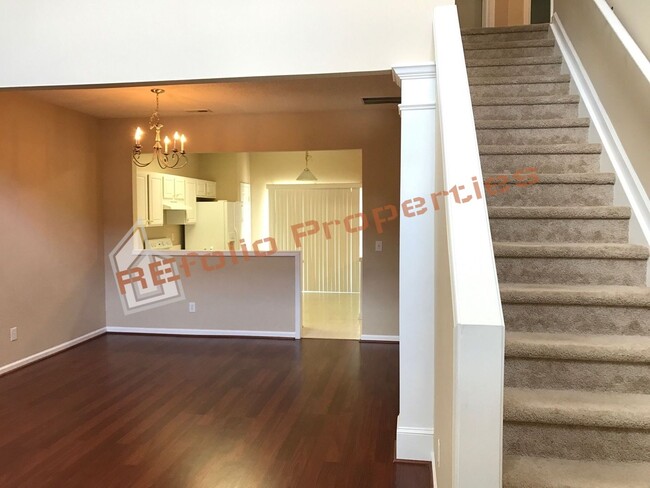 Building Photo - Fresh Paint is Scheduled! Lovely 3 Bedroom...