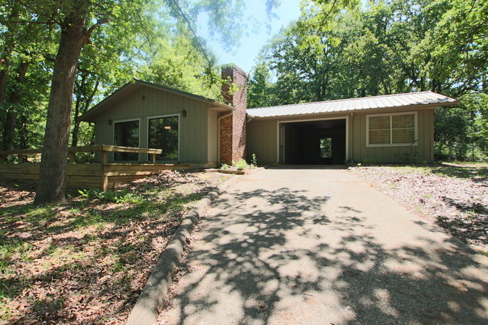 Primary Photo - Charming home on Brooks Lake!