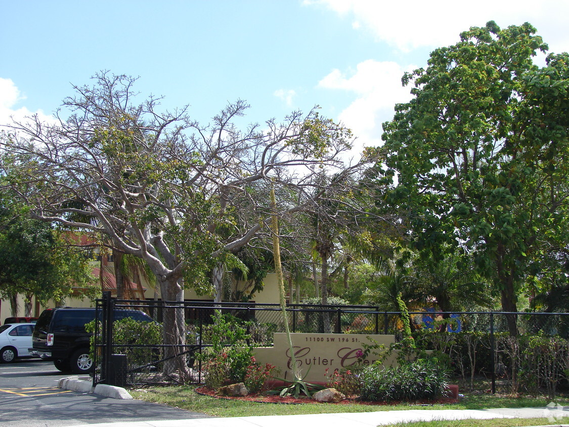Primary Photo - Cutler Meadows Glen Apartments