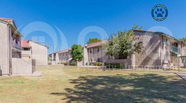 Foto del edificio - 533 W Guadalupe Rd