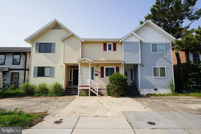 Foto del edificio - 133 Jamestown Rd