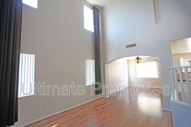 Foto del edificio - 25602 N 68th Dr