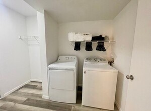 Interior Photo - Cross Creek Villas
