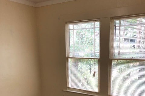 Building Photo - 134 N Carlen St