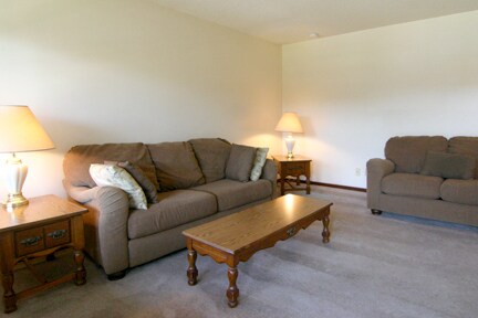 Building Photo - 3013 Woodland Ave