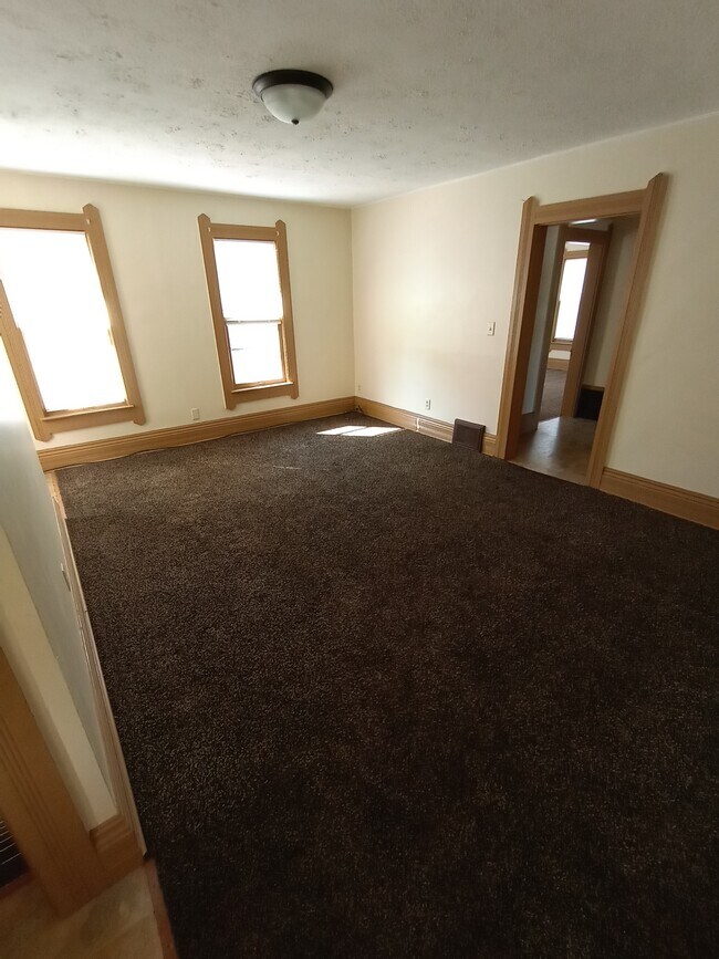 Living Room - 1032-2 North Ave NE