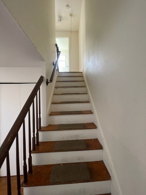 Foto del edificio - 10 Henderson Dr