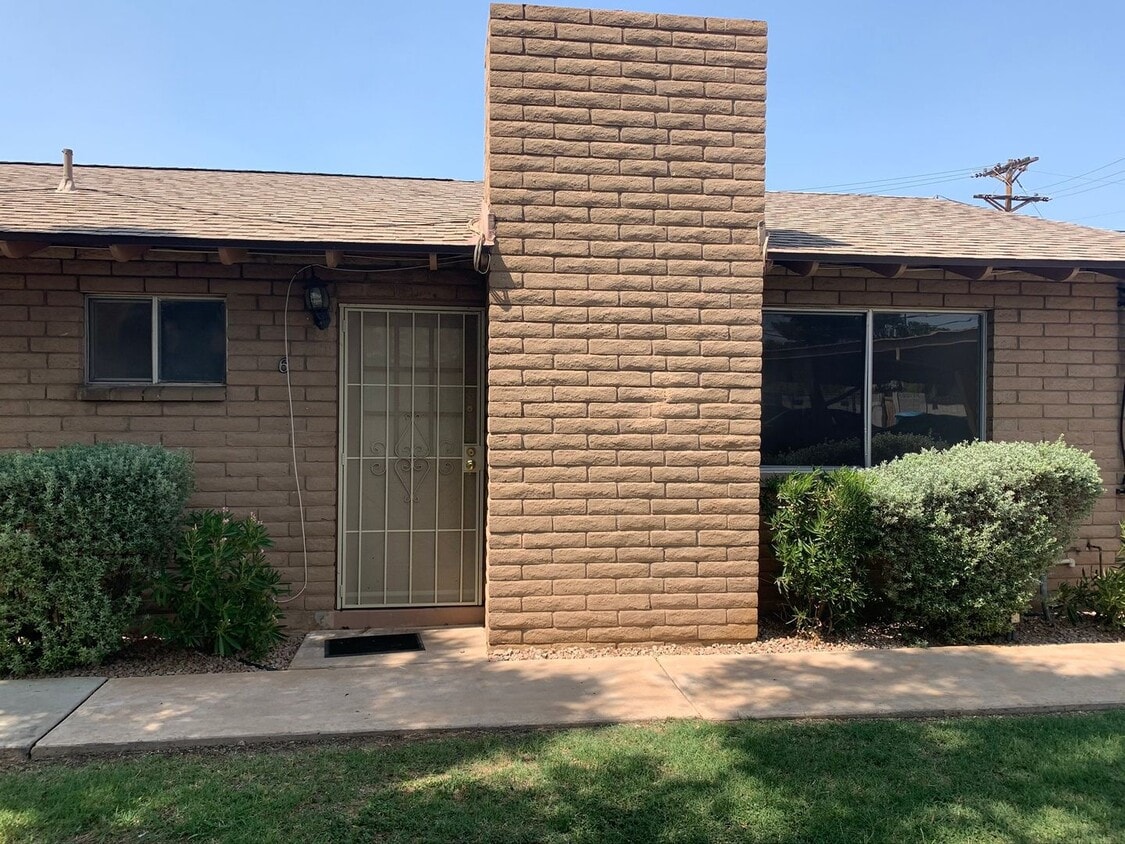 Primary Photo - Great 1 bedroom 1 bath condo -- COMING SOON