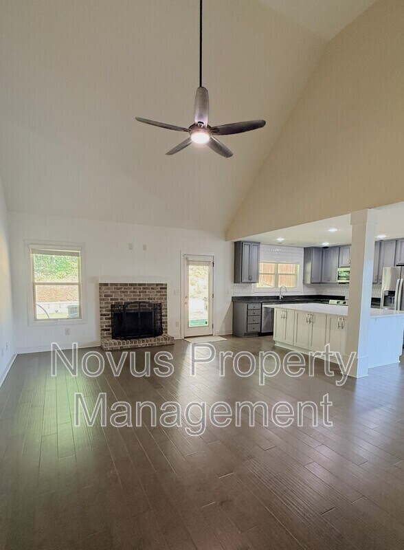 Building Photo - 338 Brookstone Dr