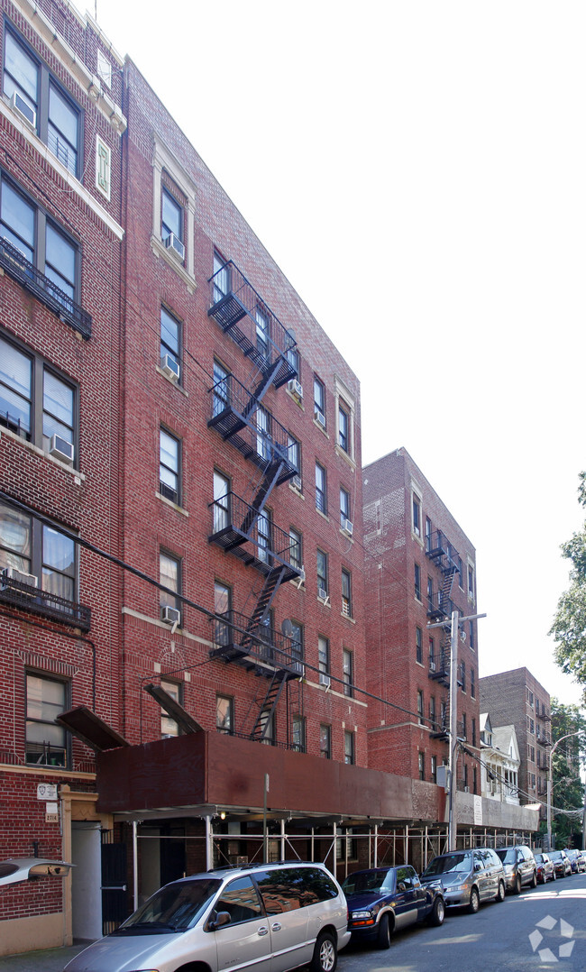 2706-2710 Bainbridge Ave, Bronx, NY 10458 Apartments - Bronx, NY ...