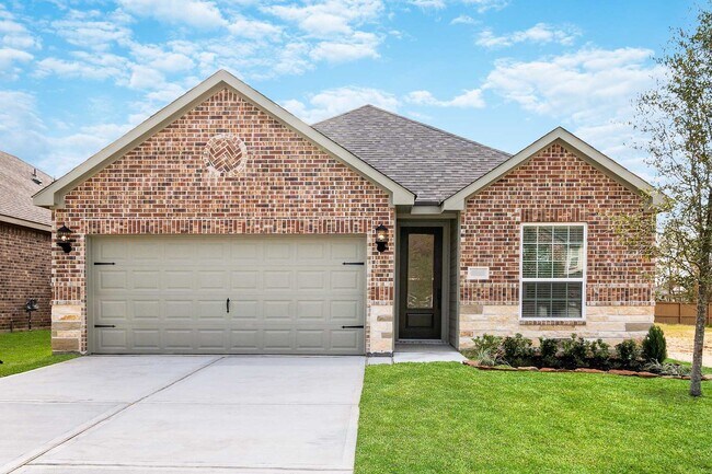 Building Photo - 6119 White Spruce Dr