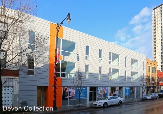 Building Photo - 6354 N Lakewood Ave