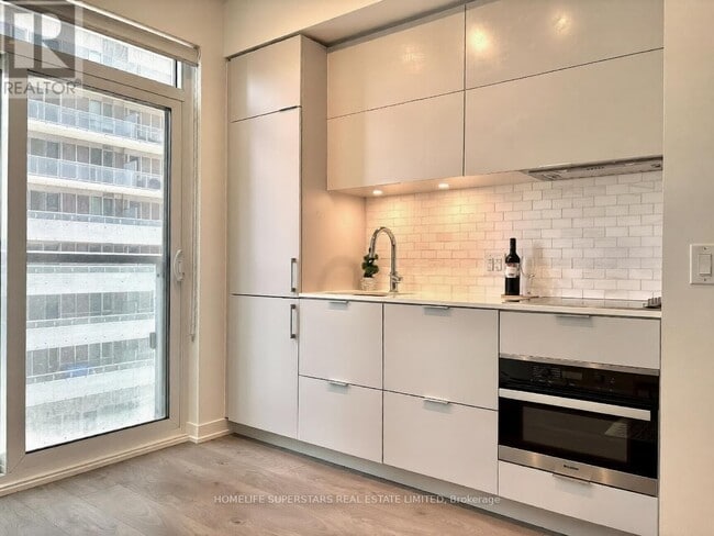 Photo du bâtiment - 20 Richardson St